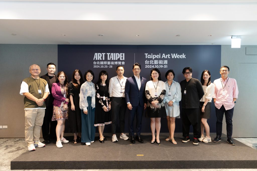 ART TAIPEI 2024 + Taipei Art Week Pre-Exhibition Press Conference - Group Photo of the Board Members of the Taiwan Art Gallery Association